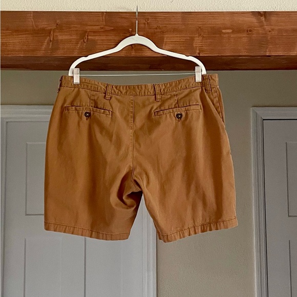 Flat Front Shorts Size 40 - Picture 3 of 8